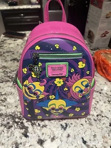 🎒 Loungefly Killer Klowns 🤡 From Outer Space 🛸 Sm. Rucksack Neon Pink GITD 🆕 - Bild 1 von 8