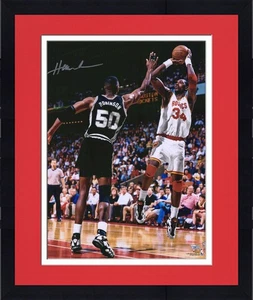 Framed Hakeem Olajuwon Houston Rockets Signed 16x20 Shot vs David Robinson Photo - Picture 1 of 1