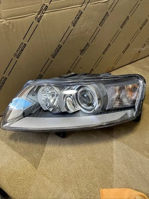 Faro delantero izquierdo xenón HID lado conductor Audi A6/S6/Quattro 2005-2008 OEM Foto 1 de 4