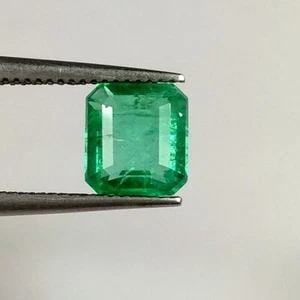 1.41ct Natural Zambian Emerald AAA Exclusive top green good luster gemstone - Picture 1 of 5