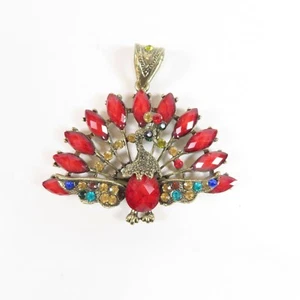 STUNNING CHUNKY COSTUME JEWELRY PEACOCK PENDANT GOLD TONE HEAVILY JEWELED - Picture 1 of 12