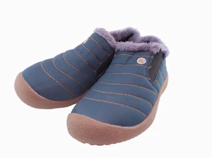 OFFERTA!  SCARPE DA PASSEGGIO CASUAL TRAPUNTATE MARINA. FODERATO IN PELLICCIA SINTETICA. W6-7. ORG $79 ORA $29 - Foto 1 di 3