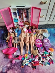 Barbie Fashion Wardrobe + Dolls Bundle | Mattel | Good Condition | See Photos - Picture 1 of 16
