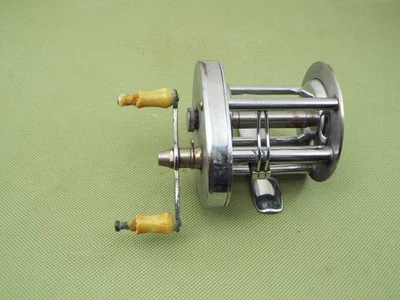 SOUTH BEND NO.740 SMOOTHCAST Vintage fishing reel - Image 1 of 4