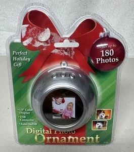Digital Photo Ornament 1.5 Inch LCD Stores Up To 180 Photos CH1 - Picture 1 of 4