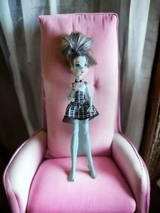 Monster High Frankie Stein Doll 2008 Head 2015 Body Mattel Fashion Doll w/Dress - Picture 1 of 8