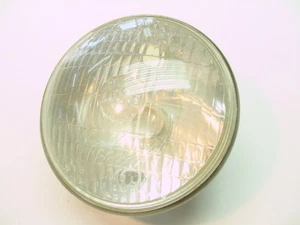NEW NOS TRIUMPH CUB T20 HEADLIGHT REFLECTOR ASSEMBLY PT# 51519A, 554946 AND 12 V - Picture 1 of 4