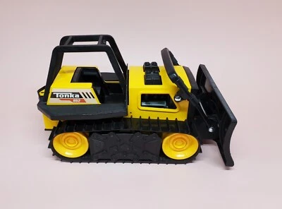 Camión de juguete Tonka 952 Steel Classics Bulldozer Metal N plástico construido 2020 Foto 1 de 4