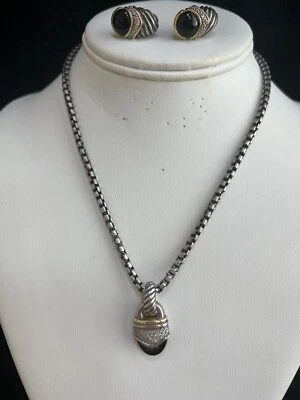 Juego de collar y pendientes colgantes David Yurman CAPRI de ónix negro y diamantes pavé Foto 1 de 4