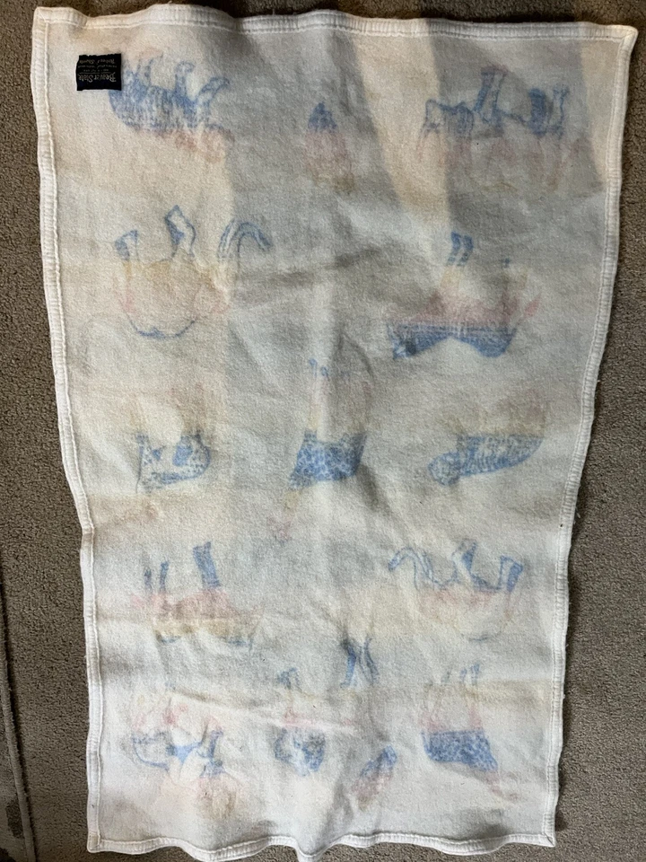 Vintage Pendleton Wool Blanket Baby Blue pink  USA Made animals 39 x 25 elephant - Image 1 of 4
