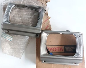 Nos/Japan Head Light Lamp Bezel., L/R For TOYOTA HILUX LN30 RN30 LN40 RN40 - Picture 1 of 13