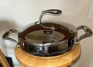 Tupperware Chef Serie Antihaftbeschichtet 3 Quart Bratpfanne Edelstahl mit Deckel - Bild 1 von 3