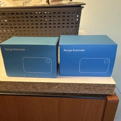 2 Two BRAND NEW Z-WAVE Ring Alarm Range Extender (2nd Gen) - White - Image 1 of 4