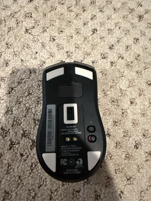 Razer Viper (RZ01-03050100-R3U1) Wireless Gaming Mouse with Charging Dock NO BOX - Image 1 of 4