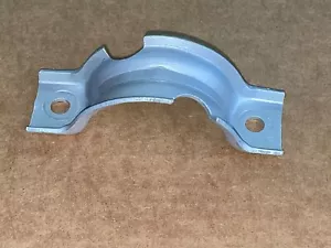Corvette C4 Power steering rack clamp bracket 84-87,88,89,90,91,92,93,94,95,96 - Foto 1 di 2
