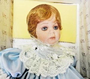 NUOVA BAMBOLA DONNA RUBERT 30 in GUMDROP VINILE RUSTIE'S DISEGNI UNICI VITTORIANA #70  - Foto 1 di 10