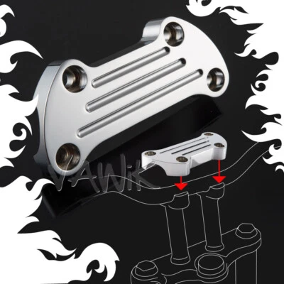 VAWiK aluminum chrome 25mm bar finned top clamp fits Harley-Davidson motorbikes - Imagem 1 de 3