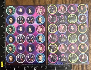 DESCENDANTS 3 VON DISNEY, ZWEI BLÄTTER WEISS 48 SCHÖNE AUFKLEBER #DESCENDANTS - Bild 1 von 3