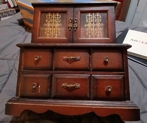 Vintage Musical Jewelry Box, Royal Sealy Wood 4 Drawers - Picture 1 of 5