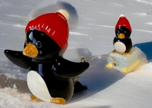 VTG Enesco Penguin Papa Pulling Baby On Sled Figurines Ceramic 1985 - Picture 1 of 8