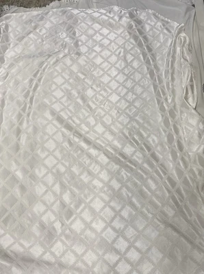 Lenox Laurel Leaf Fabric Table Cloth Tablecloth White Oblong 78” x 70” - Image 1 of 4