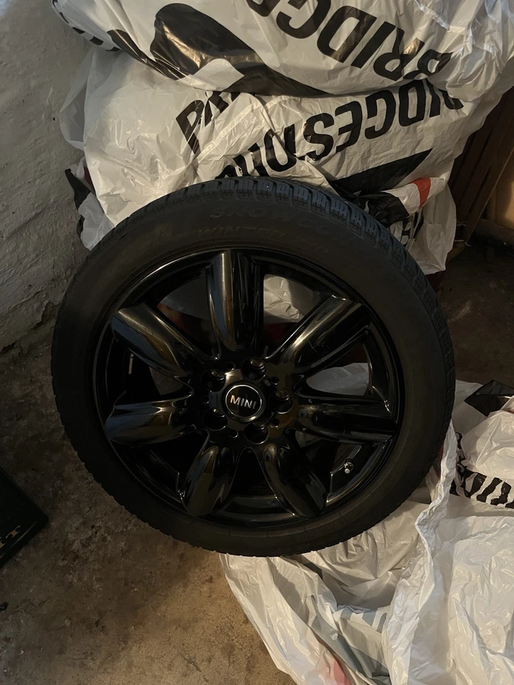 4 Alufelgen 17“ inkl. M&S Bereifung 195/55 R17 Mini Clubman F54 Bj. 2019-2024 - Bild 1 von 1