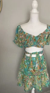 Luxxel Two Piece Fashion Skirt & Cropped Top Set. Green,Flower Pattern, Size M. - Picture 1 of 5