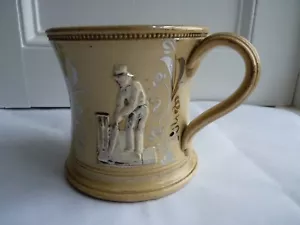 Escasa taza victoriana de cricket de alivio de Staffordshire Lillywhite, Fuller y caja C1850 - Imagen 1 de 5