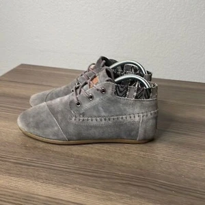 Botas al tobillo Toms gris gamuza cuero tribal talla 7,5 - Imagen 1 de 7