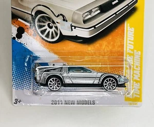 Hot Wheels 2011 New Models Back To The Future Time Machine 18/50 DeLorean Silver - Picture 1 of 6