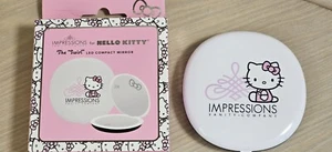 Impressions Vanity The Swirl Hello Kitty Compact Purse Mirror LED Light 2 Sided - Picture 1 of 8