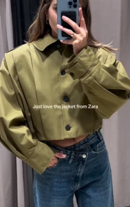ZARA 2025 NUEVO CON ETIQUETAS. CHAQUETA BOMBER PLISADA ALGODÓN VERDE OLIVA. 3194/545/515 - Imagen 1 de 9