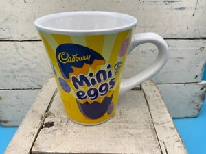 Taza de cerámica mini huevo "Cadbury" vintage, novedad coleccionable, Pascua - Imagen 1 de 6