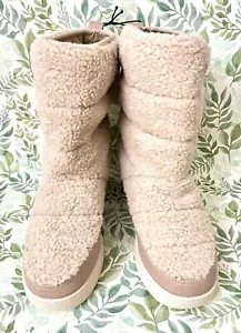 Women’s A New Day 6.5 Faux Fur Ultimate Comfort Bertie Taupe Winter Boots - Picture 1 of 5