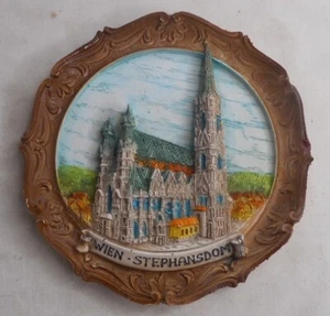 Wien Stephansdom Targa 3D Resina Intagliata Colorata Montaggio a Parete Diametro 6" - Foto 1 di 2