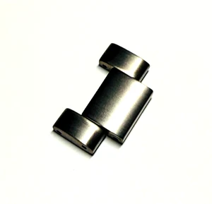 CITIZEN FIELD MAGLIA BRACCIALE SUPER TITANIO RICAMBIO ORIGINALE OROLOGIO NUOVO - Foto 1 di 4