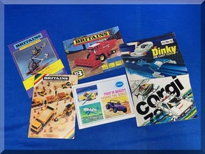 VINTAGE DIECAST CATALOGS BRITAINS CORGI DINKY COX - FREE SHIPPING - Picture 1 of 9