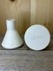 Simplistic L Impatience Stumpenkerzenhalter weiß Steinzeug 2er Set - Bild 1 von 13