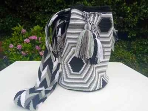 Mochila Wayuu 100% Authentic Handmade Beautiful, Unique Bags - MORASURCO - Picture 1 of 2