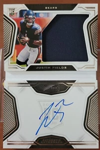2021 Playbook Panini Justin Fields libretto RPA Lamina d'Argento 122/149  - Foto 1 di 2