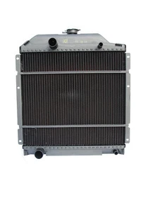 Radiador Enfriador De Agua Para Claas/Renault Ceres 85 95 330 340 Con Motor DPS - Imagen 1 de 2