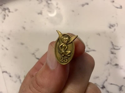 Walt Disney World Cast Member 25 Years of Service Tinker Bell Award Pin - Image 1 of 3