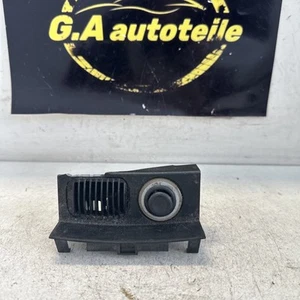 12-Volt-Anschluss von einem Mercedes C-Klasse C180 1996 1997 1998 - Bild 1 von 6