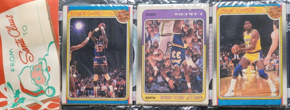 Paquete de porta tarjetas de baloncesto Fleer Holiday 1988 Kareem Abdul-Jabbar Salón de la fama (100-SC) Foto 1 de 1