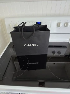Chanel NIB Limited Edition UNISEX Black w/ White Logo Name XL Aviator Sunglasses - Picture 1 of 12