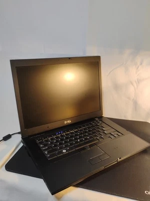 🔥Laptop Dell Latitude e6500 15" C2D 2GB RAM 500GB HDD Win7 Piezas Computadora  Foto 1 de 4