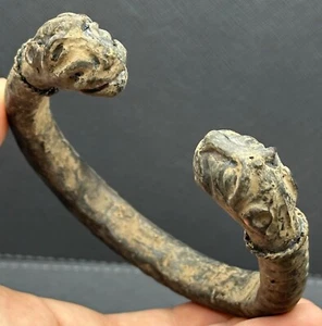 WONDERFUL ANCIENT GREEK ROMAN BRONZE TIGER ANIMAL BANGLE 300 BC - Picture 1 of 5