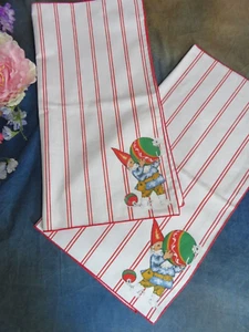 2 Vintage Uniboek Linens Kitchen Towels Guest Tea Towels Christmas Elf 19" - Picture 1 of 7