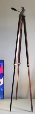 Trípode de cámara de madera FOTORITE modelo G vintage RARO con cabezal inclinable panorámico Graflex Inc. Foto 1 de 4