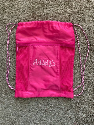 Thirty-One Bolsos Bolso Rosa con Cordón Colección Spirit "ASHLEIGH" Personalizado Foto 1 de 4